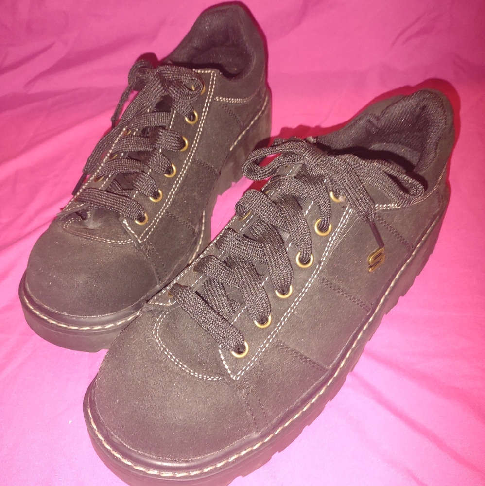 Skechers shoes